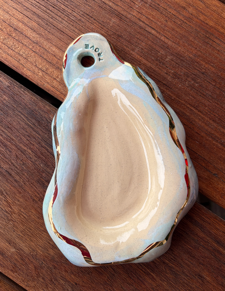 B6 - Blue Oyster Plate