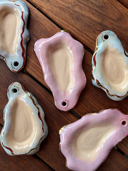P1 - Pink Oyster Plate