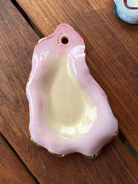 P1 - Pink Oyster Plate