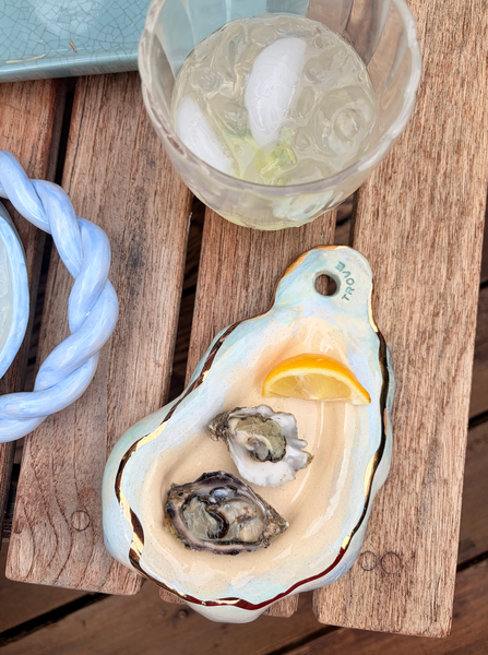 B6 - Blue Oyster Plate
